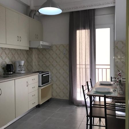 Midway Point Apts Kandiye Dış mekan fotoğraf